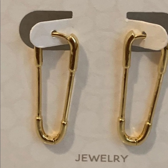 COPY - Gold Paper Clip Hoop Huggie Earrings Brand New - Picture 4 of 4